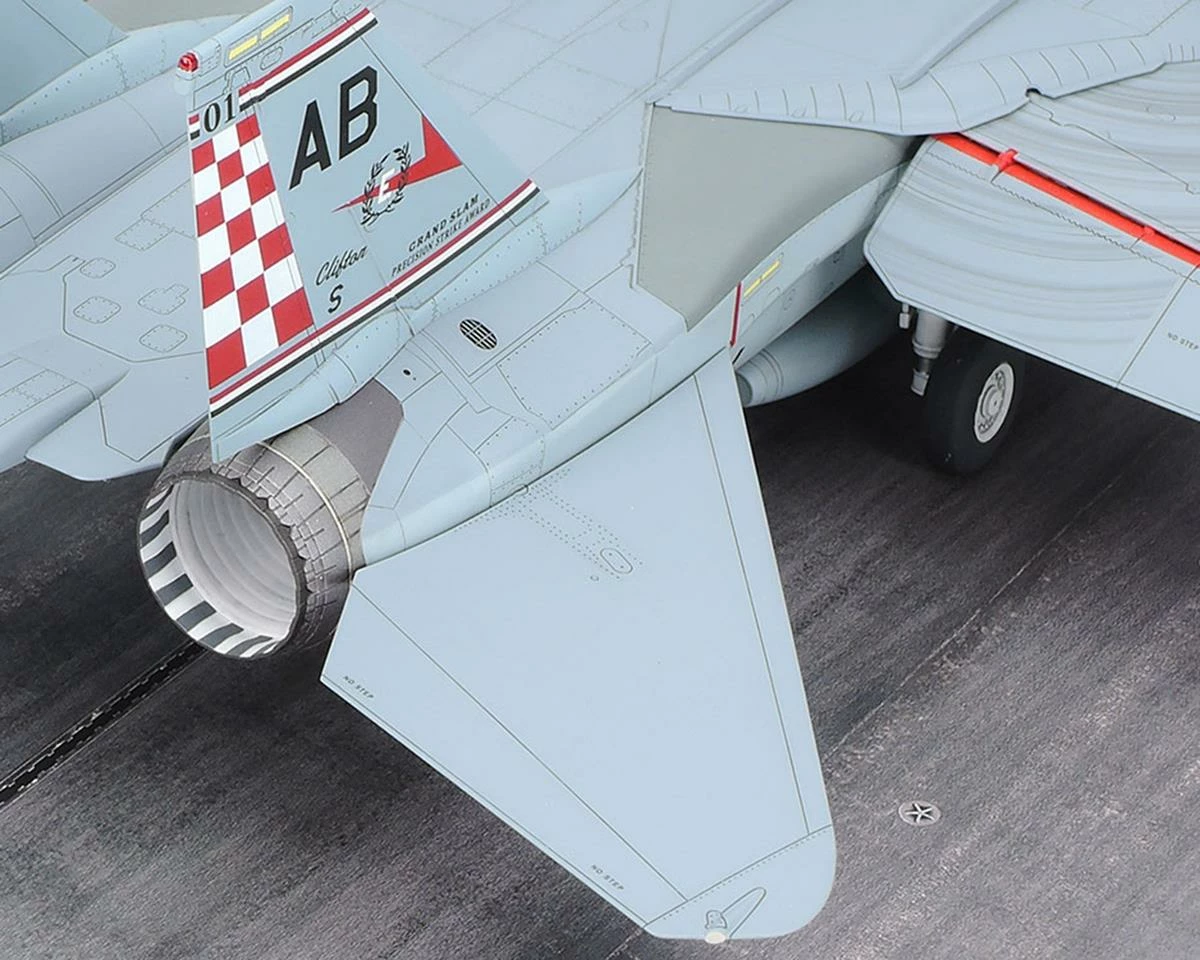 Tamiya 1/48 Grumman F-14A Tomcat Model Jet Kit W/Carrier Launch Set (Late Model) - Image 8