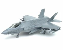 Tamiya 1/48 Lockheed Martin F-35 A Lightning II Model Airplane Kit