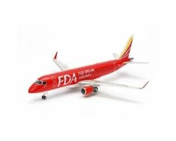 Tamiya 1/100 Fuji Dream Airlines Embraer 175